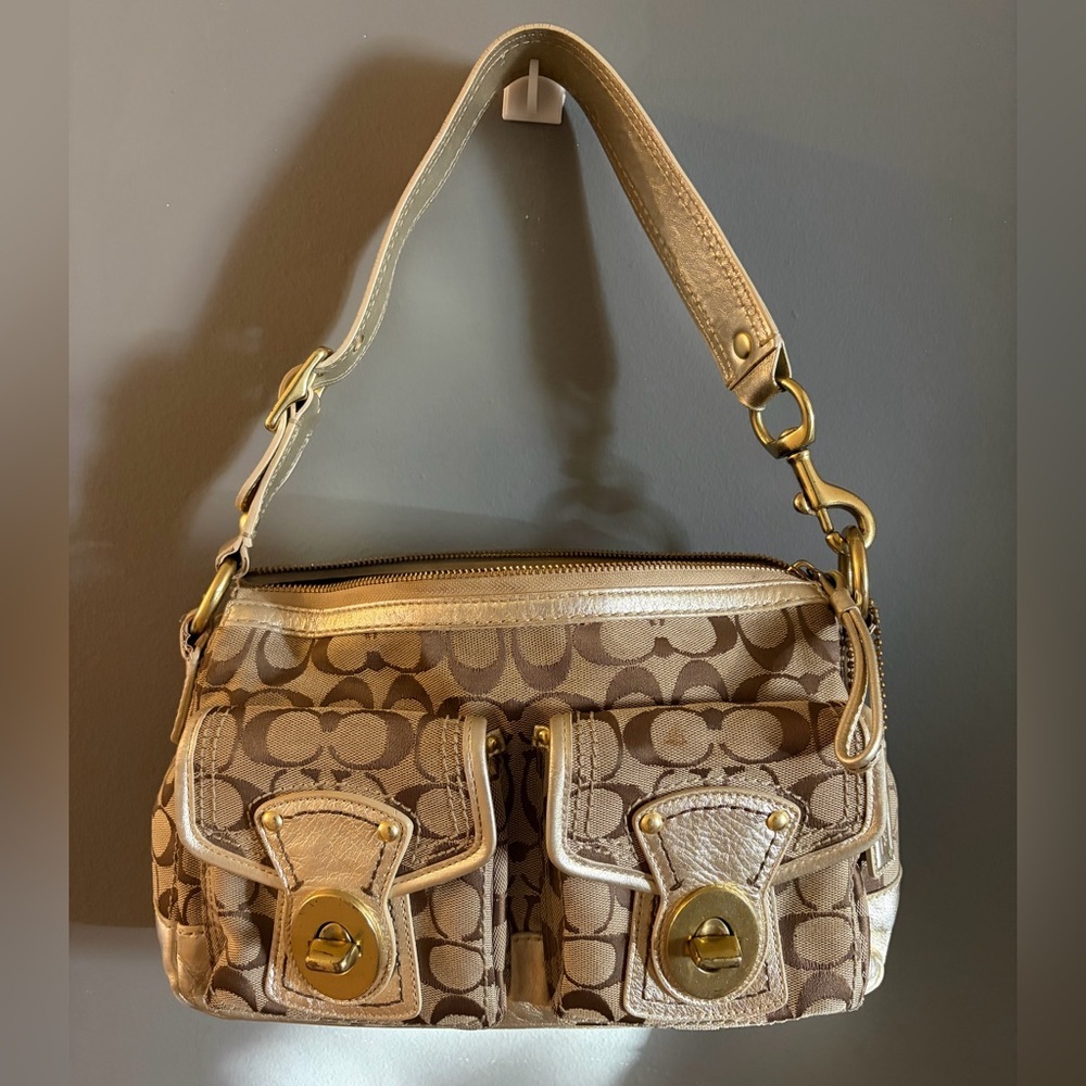 Vintage Y2K Coach legacy F12869 in rare color champagne signature
